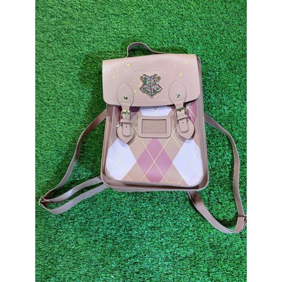 BioWorld‎  Harry Potter Hogwarts Argyle Trunk Mini Backpack